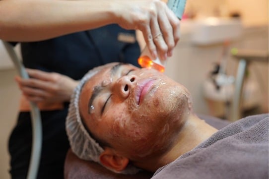 Acne treatment at Privato Clinic
